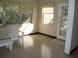 Lakefront Home for Rent in Orlando, FL (Photo 5 of 6)