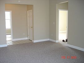 Bautifully renovated Spacious Apartment in Fall River, MA