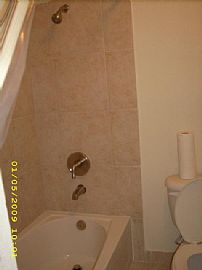 1 BD/1 BA UPGRADED CONDO. WATER INCLUDED in Sunrise, FL (Photo 2 of 3)