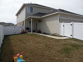 Beautiful 4 BR 2.5 BA house for rent in Pflugerville, TX (Photo 3 of 3)