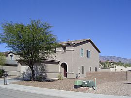 1st MO RENT FREE! 3/3 HOUSE W/VIEWS!! in Tucson, AZ