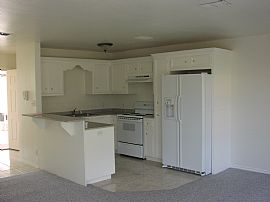 Townhouse in South Padre Island, TX (Photo 2 of 3)