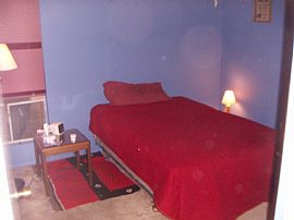 UTILITIES INCL FURNISHED CLEAN AND QUIET in Phoenix, AZ (Photo 4 of 6)