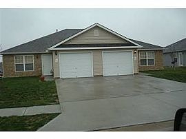 MOVE IN SPECIAL - 1/2 OFF 1ST MONTH in Belton, MO