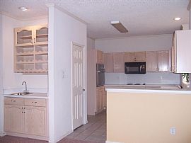 Plano Schools, 3 bedroom, 3 full bath in Dallas, TX (Photo 2 of 6)