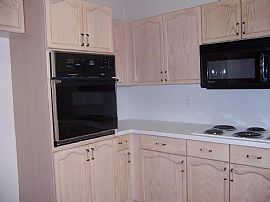 Plano Schools, 3 bedroom, 3 full bath in Dallas, TX (Photo 5 of 6)