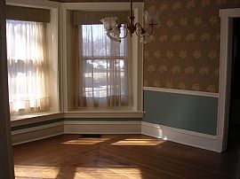 Beautiful Historic Victorian/Near Train in Wyncote, PA (Photo 3 of 5)