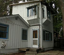 Charming Vintage Home in Ben Lomond, CA (Photo 2 of 6)
