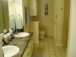 Beautiful Remodeled Lake Community Home in Huntsville, TX (Photo 4 of 6)