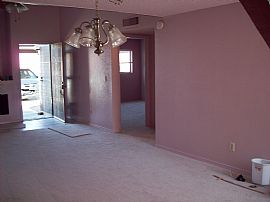 Modern and CLEAN 1 BR, 1 BA with Loft in Tucson, AZ (Photo 3 of 4)