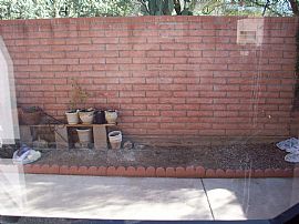 Modern and CLEAN 1 BR, 1 BA with Loft in Tucson, AZ (Photo 4 of 4)