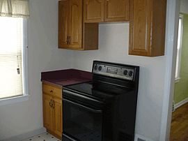 $950 / 3br - Parma Colonial - LEASE/RENT in Parma, OH (Photo 2 of 6)