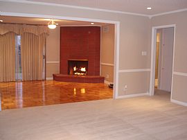 Immaculate 3 bedroom / 1 1/2 bath in Montebello, CA (Photo 3 of 3)