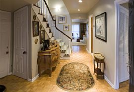 Awesome Spacious Townhome in Dunwoody, GA (Photo 2 of 6)