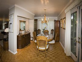 Awesome Spacious Townhome in Dunwoody, GA (Photo 4 of 6)