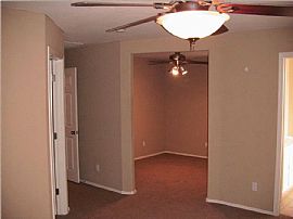 3Bd/2Ba+Den+Upgrades, Great House! in Queen Creek, AZ (Photo 3 of 6)