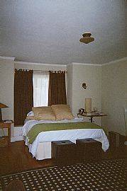 Charming 2 Bedroom, View- Upper Victoria in Laguna Beach, CA (Photo 5 of 6)