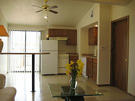 Peppertree Patio Home in Norman, OK (Photo 2 of 5)