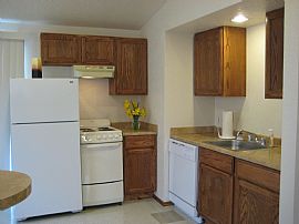 Peppertree Patio Home in Norman, OK (Photo 2 of 6)