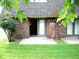 Springfield Town Home 2 Bed 1.5 Bath in Norman, OK