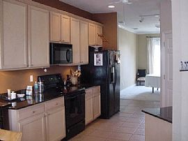 FOR RENT - IMMEDIATE AVAILABILITY in Gulfport, FL (Photo 2 of 6)