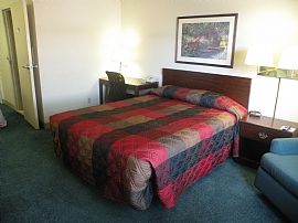 Studio Furnished with All Utilities Paid in Mesa, AZ (Photo 2 of 3)