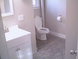 East End Home for RENT _ Remodled in Jackson, MI (Photo 2 of 4)