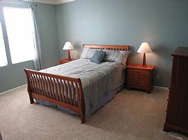 Beautiful 2BR/2.5 BA Townhouse in Pleasant Hill, CA (Photo 4 of 5)