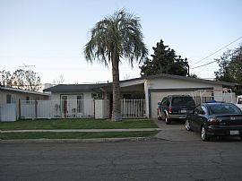 Large, spacious home in great area! in Santa Ana, CA