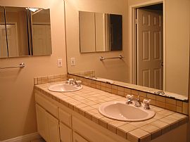 Deluxe Townhome with Ocean Views in Redondo Beach, CA (Photo 6 of 6)