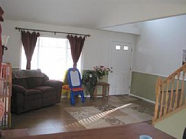 3BD 2.5 BATH IN GATED COMMUNITY ELEMENTA in Spanaway, WA (Photo 6 of 6)