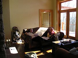 Executive Luxurious Rental in Jefferson, NC (Photo 4 of 6)