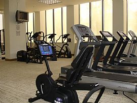 LUXURY LIVING/ DESIGNER CONDO in Los Angeles, CA (Photo 5 of 6)