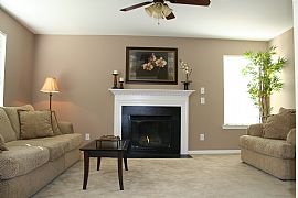 Decorators Home in Grayson, GA (Photo 4 of 6)