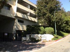 Glendale Hills Condo in Glendale, CA (Photo 6 of 6)