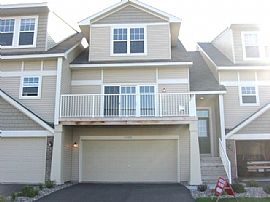 Wayzata Schools 3BR/2.5BA TH In Plymouth in Plymouth, MN