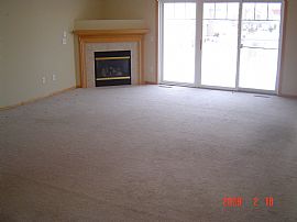 Wayzata Schools 3BR/2.5BA TH In Plymouth in Plymouth, MN (Photo 2 of 2)