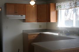 Nice Single Family Home  in Port Huron, MI (Photo 5 of 6)