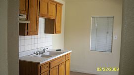 Single Family Home in Bloomington, CA (Photo 3 of 6)