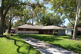 LEASE PURCHASE OR OWNER FINANCING in Hilshire Village, TX (Photo 5 of 6)