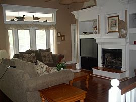 House on the river in New Port Richey, FL (Photo 2 of 4)