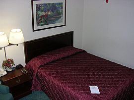 Furnished Studio – Free Utilities and Ca in Memphis, TN (Photo 2 of 5)