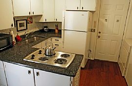 Furnished 2 BR w/ Style in Battle Creek, MI (Photo 2 of 5)