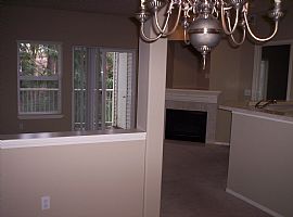 Affordable Condo in Juanita, WA (Photo 4 of 5)