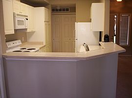 Affordable Condo in Juanita, WA (Photo 5 of 5)