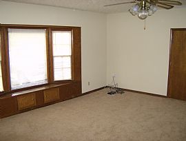 VERY NICE 3+ BEDROOM HOME IN SHILOH AREA in Snellville, GA (Photo 3 of 6)