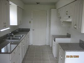 Like new 3/2/2 house. See kids come home from school! in Garland, TX (Photo 2 of 5)