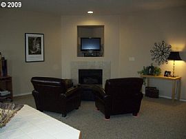 Beautiful Camas Family HOme in Camas, WA (Photo 3 of 6)