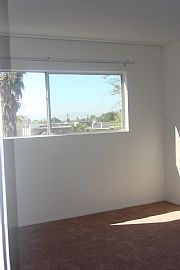 FREE Ist Month 2 BR 2BA 2story Townhome  in San Bernardino, CA (Photo 4 of 6)