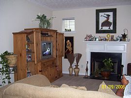 Exclusive Quiet Camp Creek Area Home in Atlanta, GA (Photo 2 of 6)